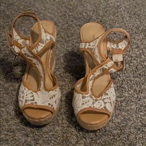 Antonio Melani Wedges